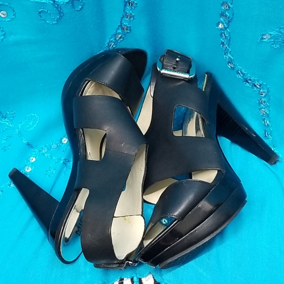 NWOB MICHAEL KORS SHOES - Picture 7 of 13